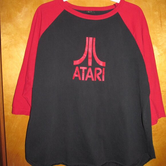 Vintage Y2K 2000 90s Atari Red & Black Jersey 3/4 Length Sleeve Changes XL Shirt - Picture 1 of 5